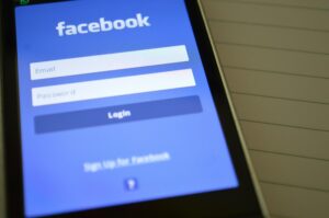 Read more about the article What is Facebook Ads? A Comprehensive Guide for Beginners